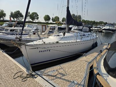 Dufour 32 Classic