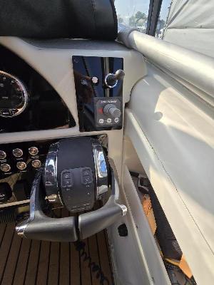 Chris Craft 322 Crown